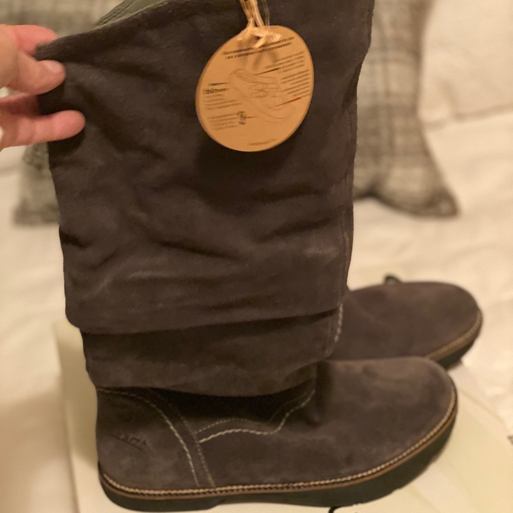 Earth Iron Grey Swank